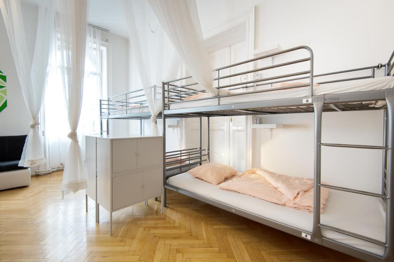 Avenue Hostal Budapest